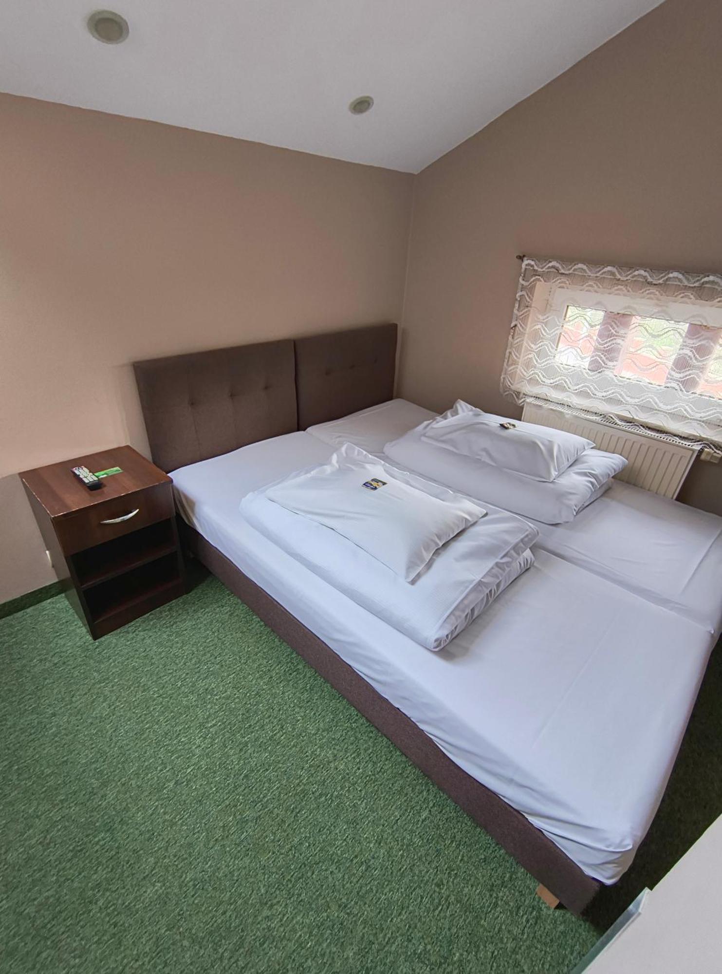 Green Hostel Wroclaw Przy Zoo מראה חיצוני תמונה